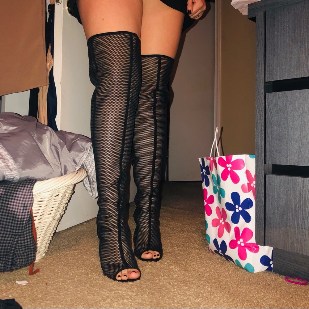 OVER THE KNEE BLACK MESH BOOTS